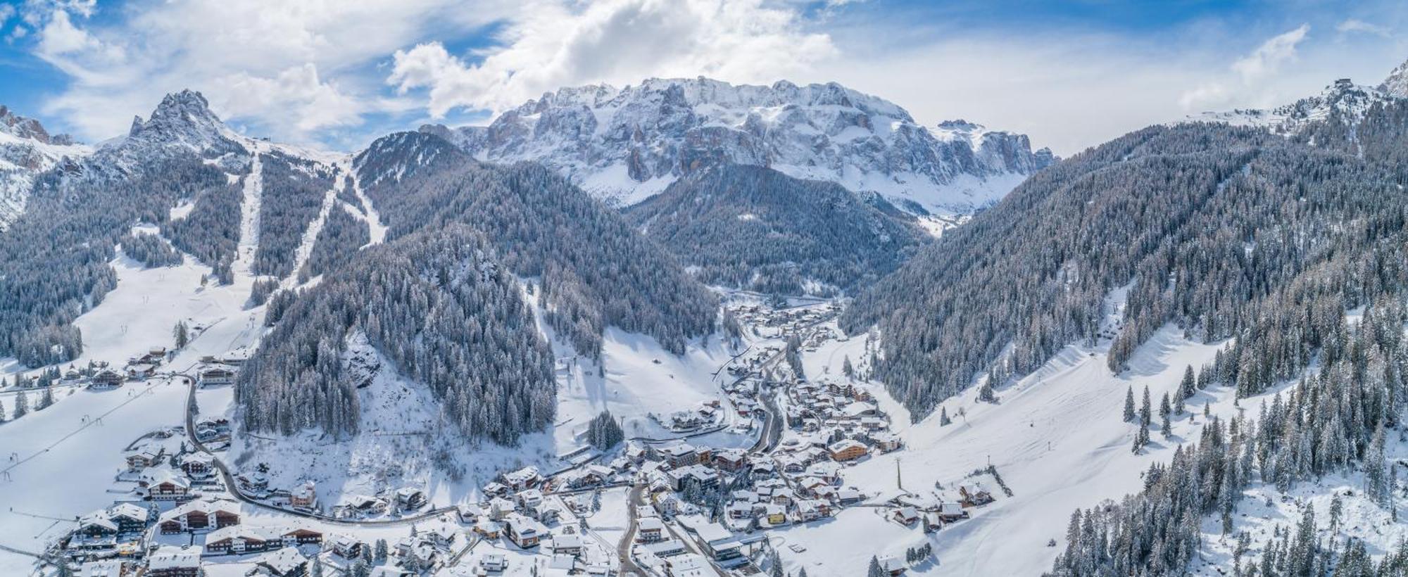 Garni La Grambla Hotell Selva di Val Gardena Exteriör bild