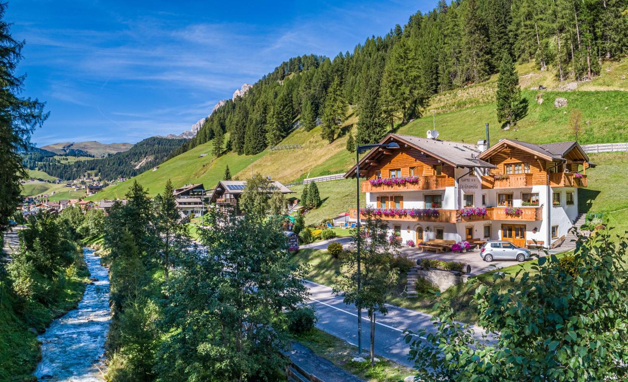 Garni La Grambla Hotell Selva di Val Gardena Exteriör bild